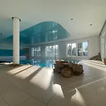 Diamondhouse & Wellness *