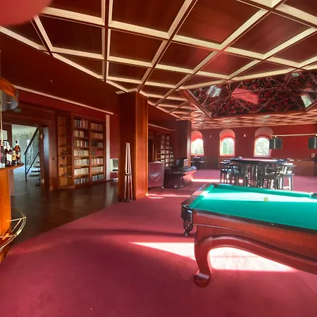 Diamondhouse & Wellness Villa Kolín