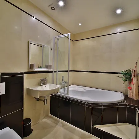 Villa Diamondhouse & Wellness *