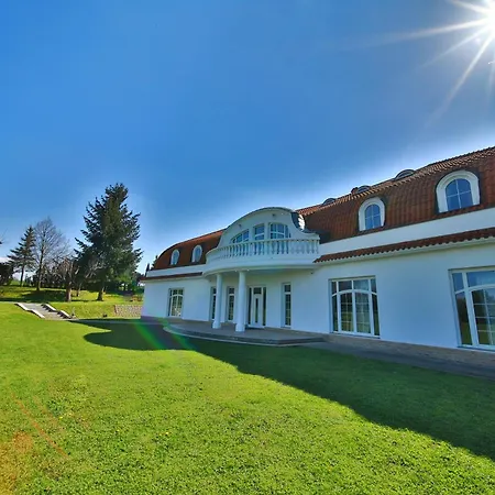 Diamondhouse & Wellness * Kolín