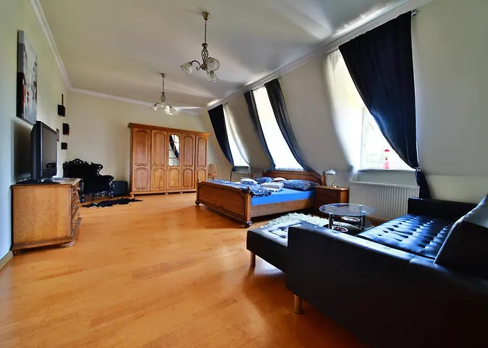 Diamondhouse & Wellness Villa *